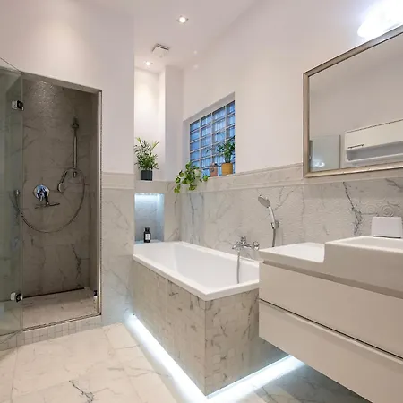 Lejlighed Coburg Palace